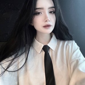Голая Морфилина