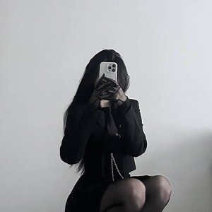 Голая Морфилина