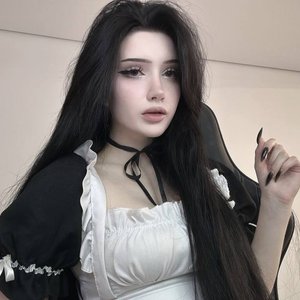 Голая Морфилина