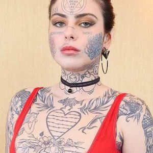 Голая Полина Фейс