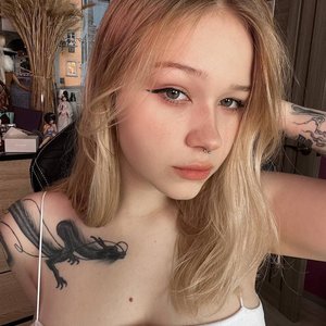 Голая Лера Морфи