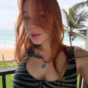 Голая Лера Морфи