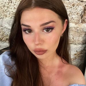 Голая Александра Смирнова