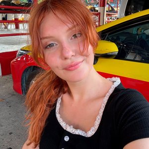 Голая Юлия Вебер