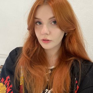Голая Юлия Вебер