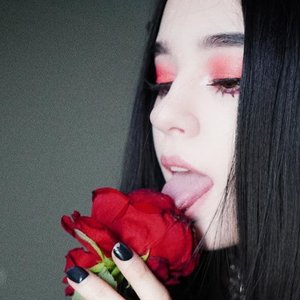 Голая Юечка