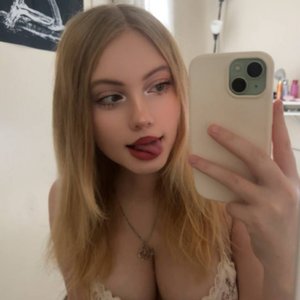 Голая Кира Аврорка