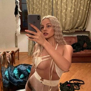 Голая Катя Кищук