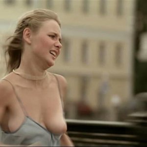 Голая Карина Разумовская