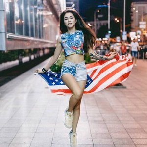 Голая Диана Райс