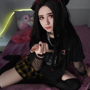 Голая Юечка