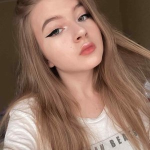 Голая Гаечка