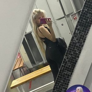 Голая Фасолька