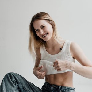 Голая Лина Косова