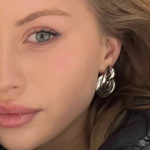 Голая Лина Косова