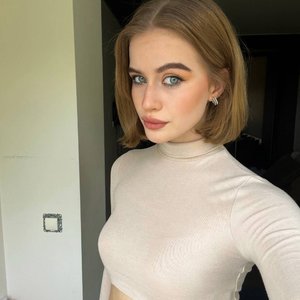 Голая Лина Косова