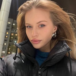 Голая Лина Косова