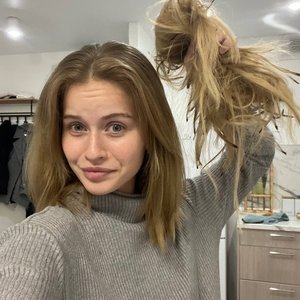 Голая Лина Косова