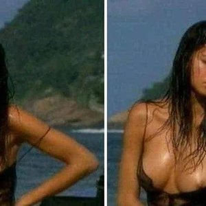 Голая Адриана Лима