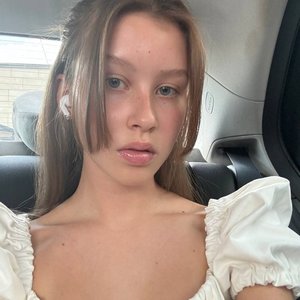 Голая Анна Пересильд
