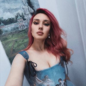 Голая Арина Буланова