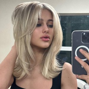 Голая Арина Савастру