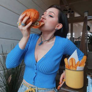 Голая Катя Клэп