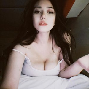 Голая Арина Буланова