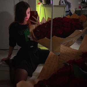 Голая Юечка