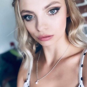 Голая Оля Касьяненко