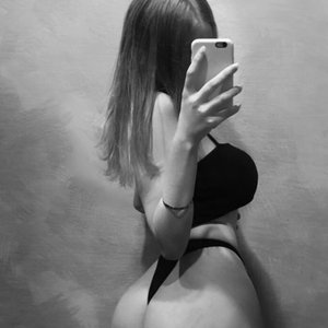 Голая Katrlvinaa