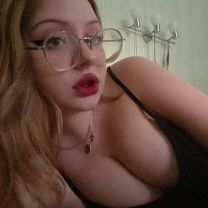 Голая Katrlvinaa