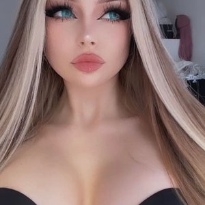 Голая Lola Bunny