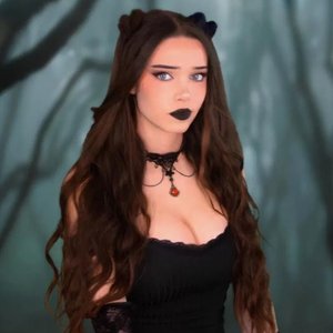 Голая Lydia Violet