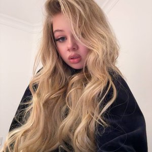Голая Мария Алябьева