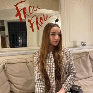 Голая Miss Dariali