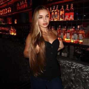 Голая Miss Dariali