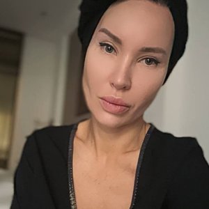 Голая Ольга Якубович