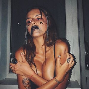 Голая Рита Флорес