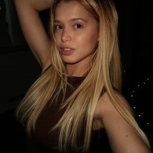 Голая Юлия Гаврилина