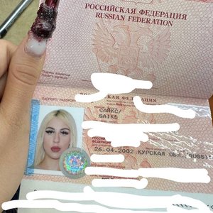 Голая Кенели Сайкс
