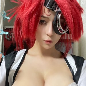Голая Yameeka