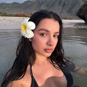 Голая Амина Мирзоева