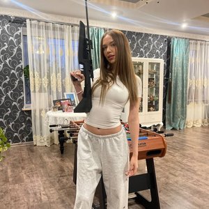Голая Цунами Бейби