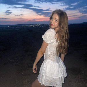 Голая Цунами Бейби