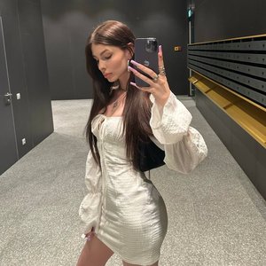 Голая Вишенка