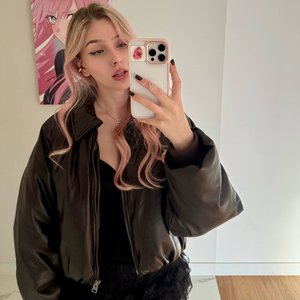 Голая Whylollycry