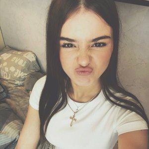 Голая Xdhka