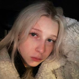 Голая Even Cute