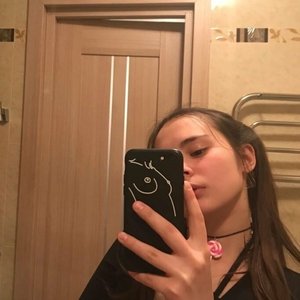 Голая Apofigeaa